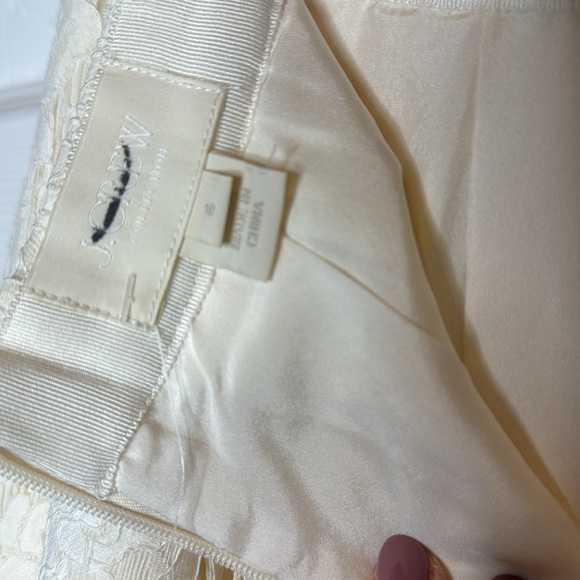 Vintage J. Crew Collection Ultra feminine lace skirt size 6 - Picture 4 of 6